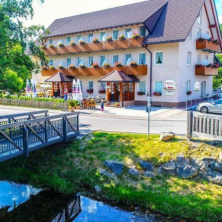 Hotel Restaurant Schwörer Lenzkirch Exterior foto
