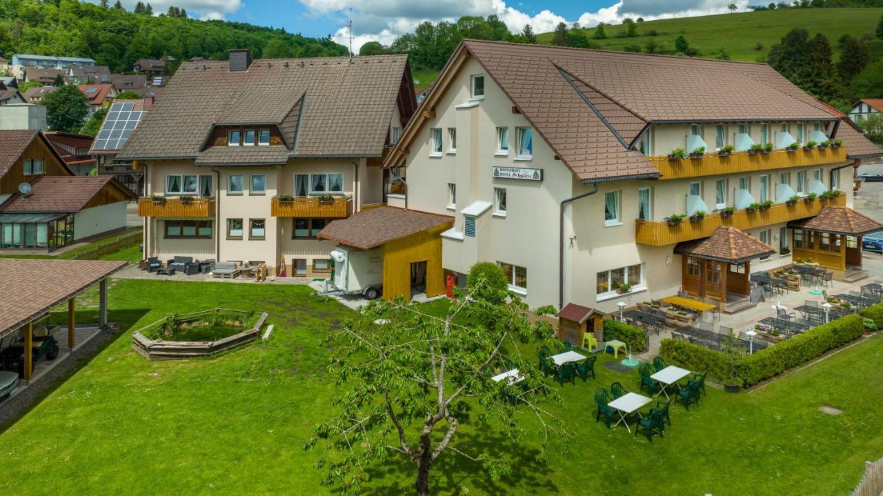 Hotel Restaurant Schwörer Lenzkirch Exterior foto