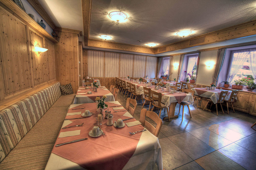 Hotel Restaurant Schwörer Lenzkirch Exterior foto