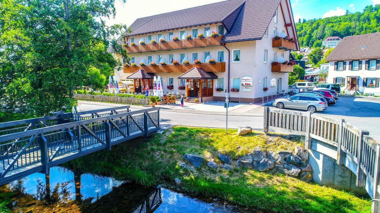 Hotel Restaurant Schwörer Lenzkirch Exterior foto